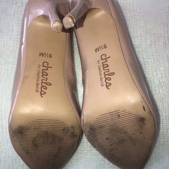 🌻New Listing 🌻Nude Charles by David Heels/ Pumps - Picture 4 of 5